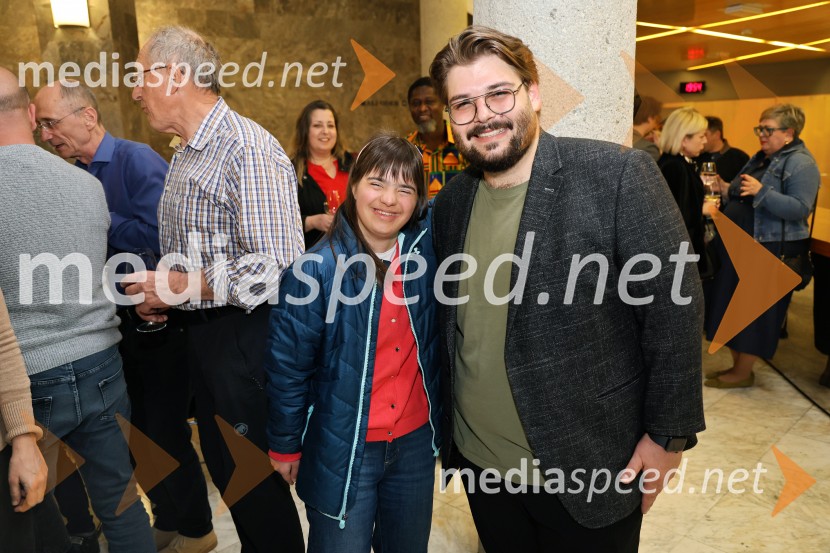 Kekec proti kekcu, premiera SNG Nova Gorica