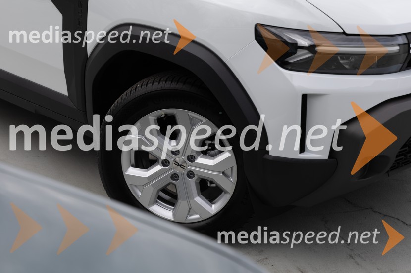 Dacia dan v znamenju terenskih izzivov in testnih voženj