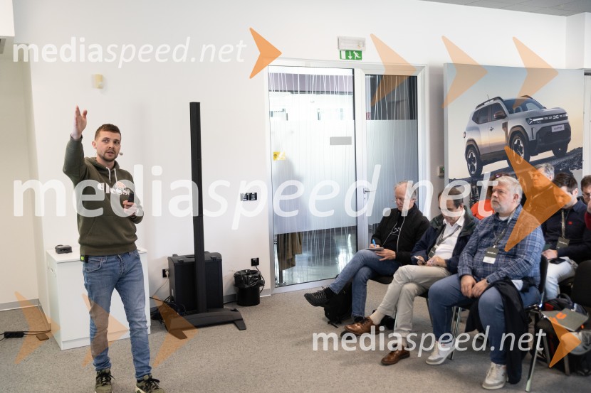 Dacia dan v znamenju terenskih izzivov in testnih voženj