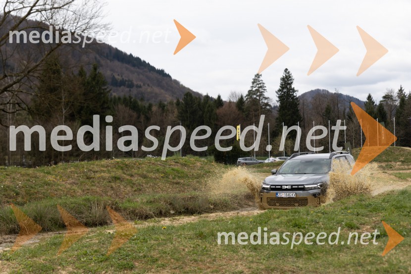 Dacia dan v znamenju terenskih izzivov in testnih voženj