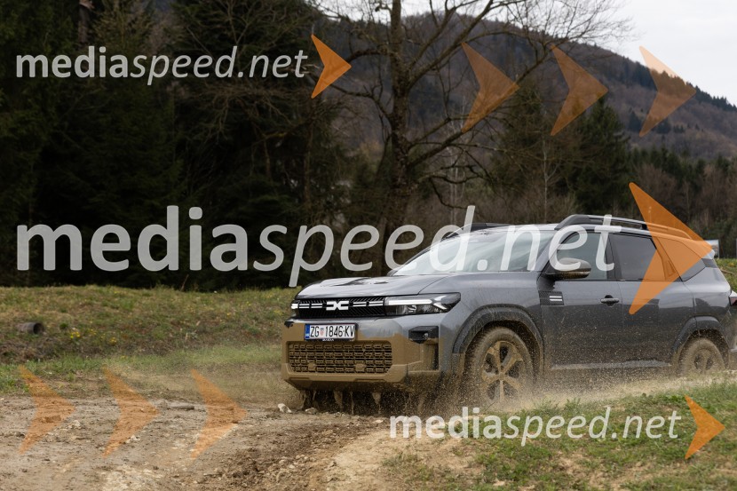 Dacia dan v znamenju terenskih izzivov in testnih voženj