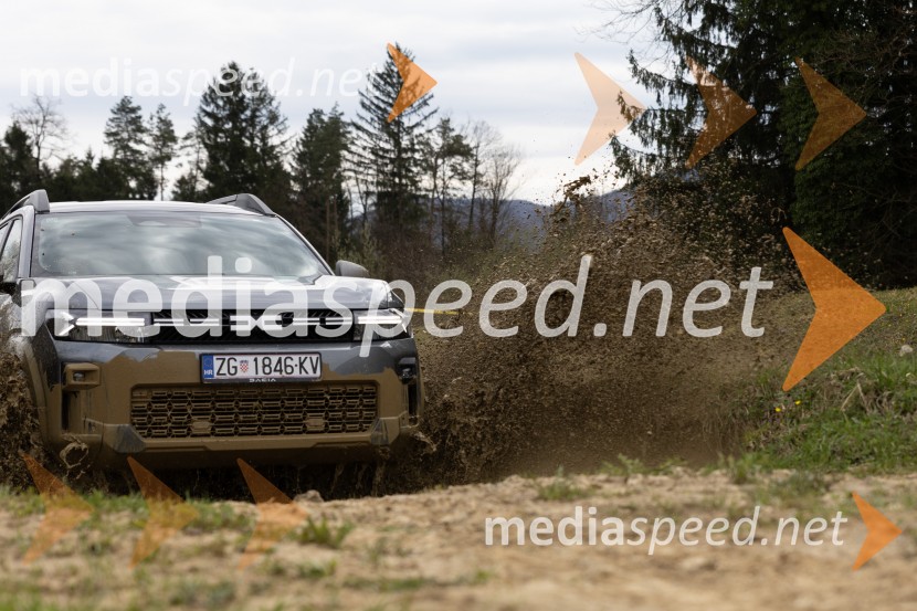Dacia dan v znamenju terenskih izzivov in testnih voženj