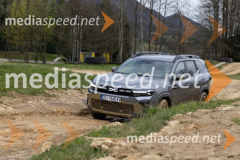 Dacia dan v znamenju terenskih izzivov in testnih voženj