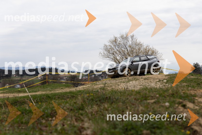 Dacia dan v znamenju terenskih izzivov in testnih voženj