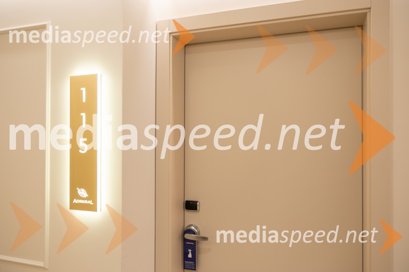 Prenovljeni Casino Admiral Škofije odprl vrata v velikem slogu