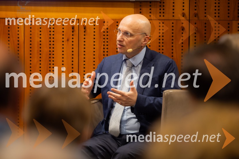 Iskrivo v živo: dr. Kozma Ahačič