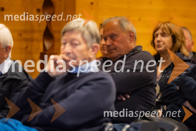 Iskrivo v živo: dr. Kozma Ahačič