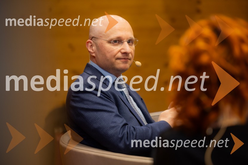 Iskrivo v živo: dr. Kozma Ahačič