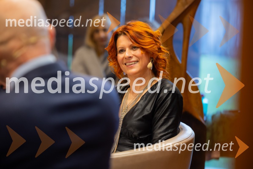 Iskrivo v živo: dr. Kozma Ahačič