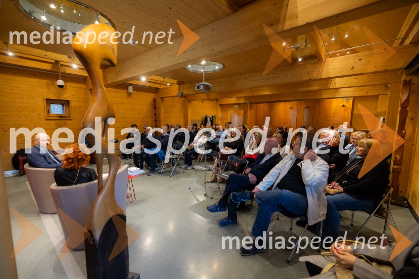 Iskrivo v živo: dr. Kozma Ahačič