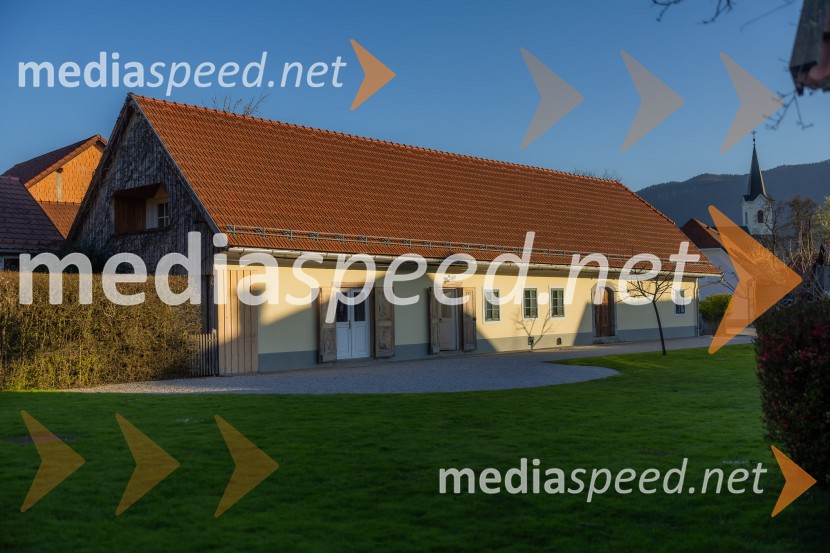 Iskrivo v živo: dr. Kozma Ahačič