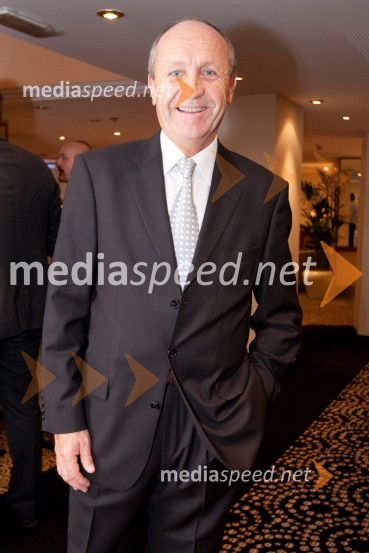	Branko Pavlin, predsednik uprave časopisne družbe DnevnikHotel Lev, odprtje nove restavracije