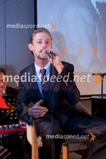 Gregor Bezenšek, glasbenikHotel Lev, odprtje nove restavracije