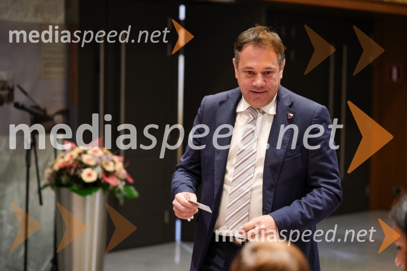 Ustanovna seja državnega zbora 2026