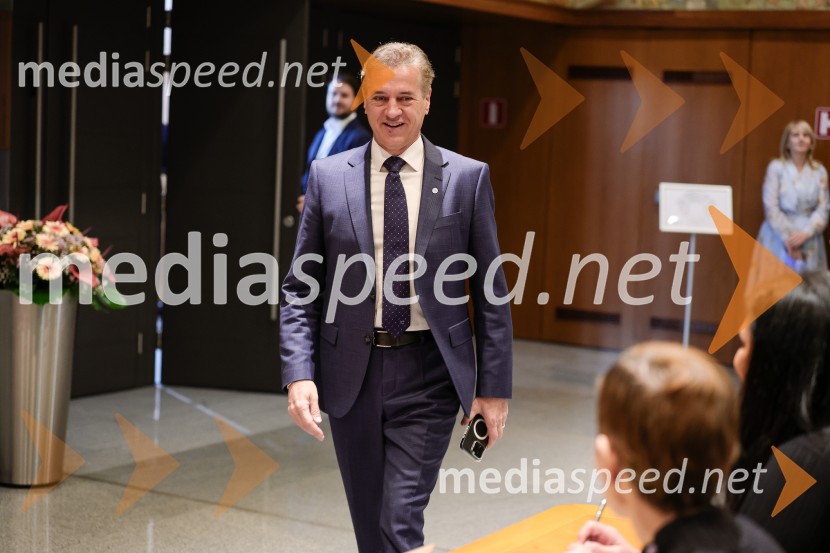 Ustanovna seja državnega zbora 2026