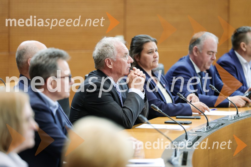 Ustanovna seja državnega zbora 2026