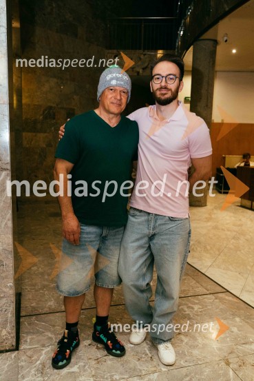 Brezmejno telo, premiera