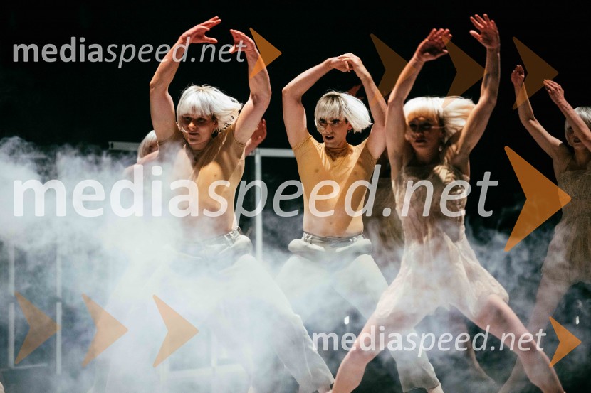 Brezmejno telo, premiera