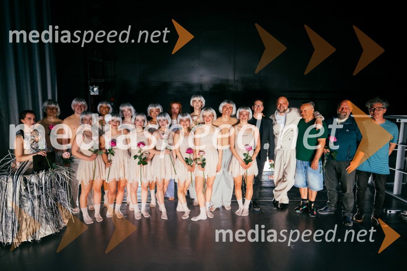 Brezmejno telo, premiera