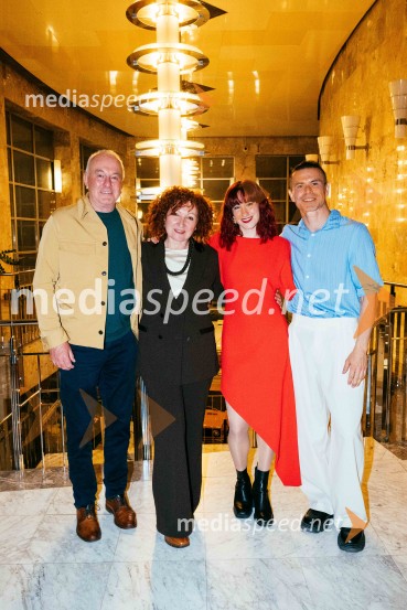 Brezmejno telo, premiera