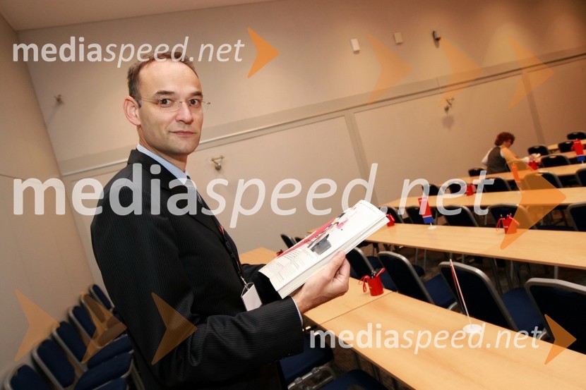 Mag. Aleksander Salkič, vodja službe za odnose z javnostmi Petrol d.d.Energija 2009, 5. mednarodna energetska konferenca