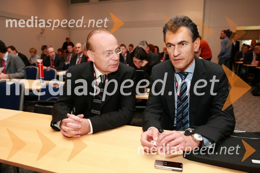 Srečko Debelak, svetovalec pri A.T. Kearney in dr. Florian Haslauer, podpredsednik A.T. Kearney NemčijaEnergija 2009, 5. mednarodna energetska konferenca