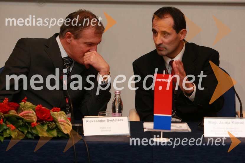 Aleksander Svetelšek, predsednik uprave Petrol d.d. in mag. Janez Kopač, generalni direktor Direktorata za energijo, Ministrstvo za gospodarstvo Republike SlovenijeEnergija 2009, 5. mednarodna energetska konferenca