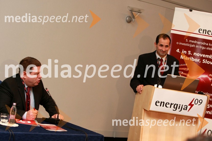 Peter Frankl, direktor in odgovorni urednik časnika Finance in mag. Janez Kopač, generalni direktor Direktorata za energijo, Ministrstvo za gospodarstvo Republike SlovenijeEnergija 2009, 5. mednarodna energetska konferenca
