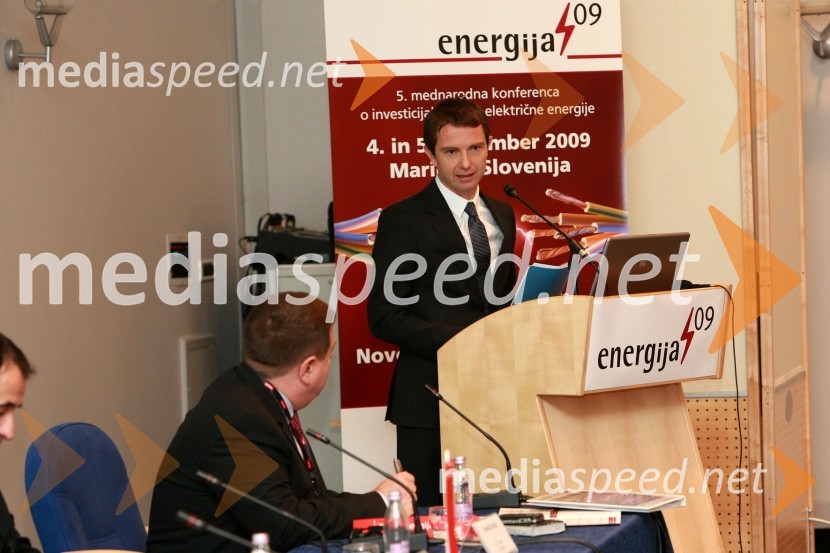 Peter Frankl, direktor in odgovorni urednik časnika Finance in  	Tomaž Orešič, EFT Group in predsedujoči konferenciEnergija 2009, 5. mednarodna energetska konferenca