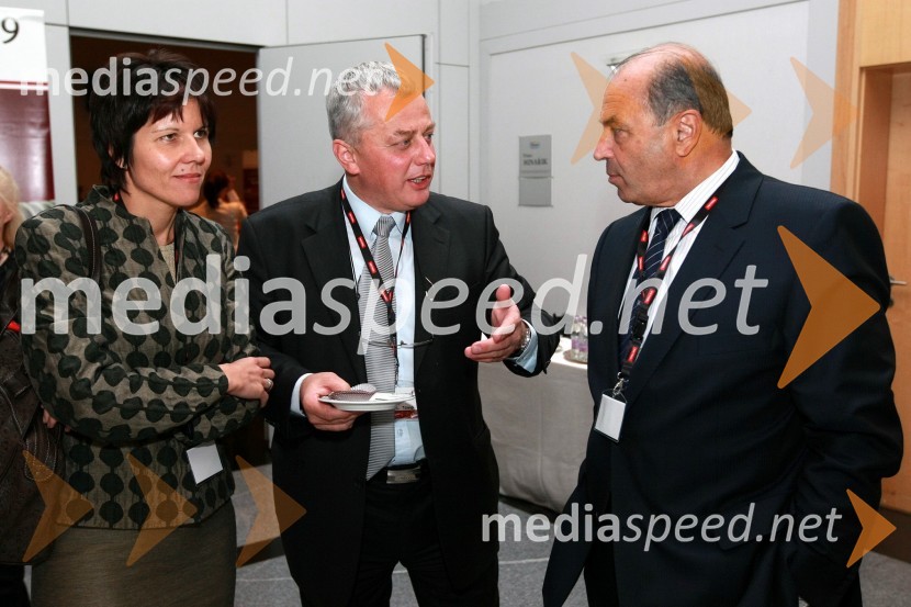 Mag. Aleksandra Podgornik, direktorica Štajerske gospodarske zbornice, ... in dr. Roman Glaser, generalni direktor podjetja Perutnina PtujEnergija 2009, 5. mednarodna energetska konferenca
