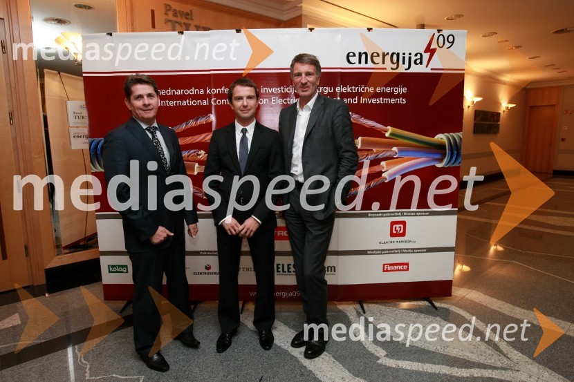Borut Meh, generalni direktor Holdinga Slovenske elektrarne (HSE), Tomaž Orešič, EFT Group in predsedujoči konferenci in Harald Kogler, član uprave KelagEnergija 2009, 5. mednarodna energetska konferenca