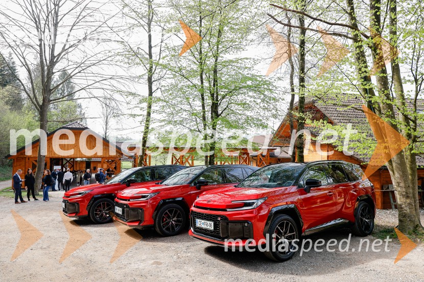 Toyota RAV4, tiskovna konferenca