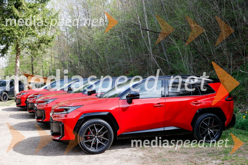 Toyota RAV4, tiskovna konferenca