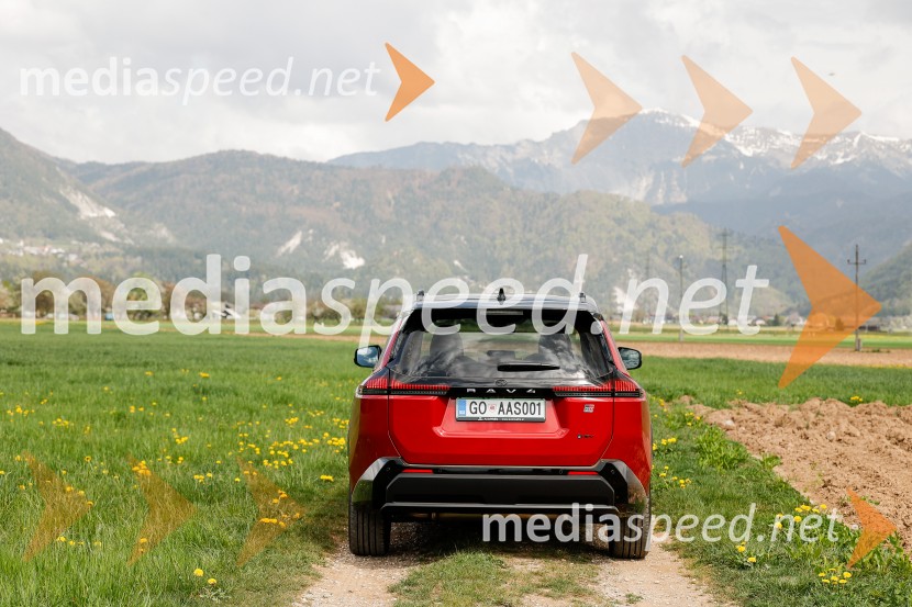 Toyota RAV4, tiskovna konferenca