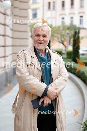 Alica v čudežni deželi, premiera