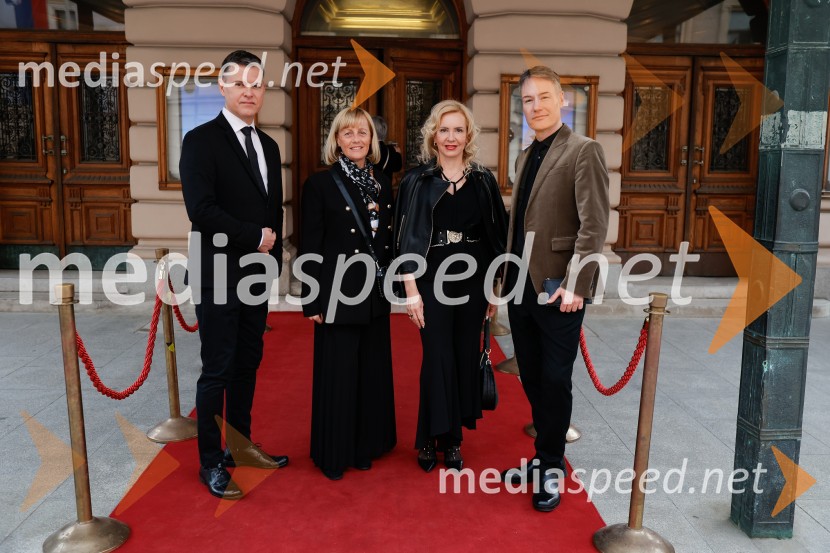 Alica v čudežni deželi, premiera