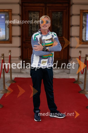 Alica v čudežni deželi, premiera