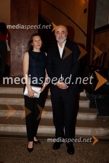 Alica v čudežni deželi, premiera