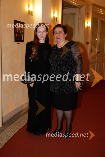 Alica v čudežni deželi, premiera