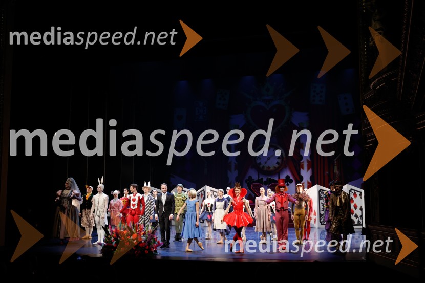 Alica v čudežni deželi, premiera