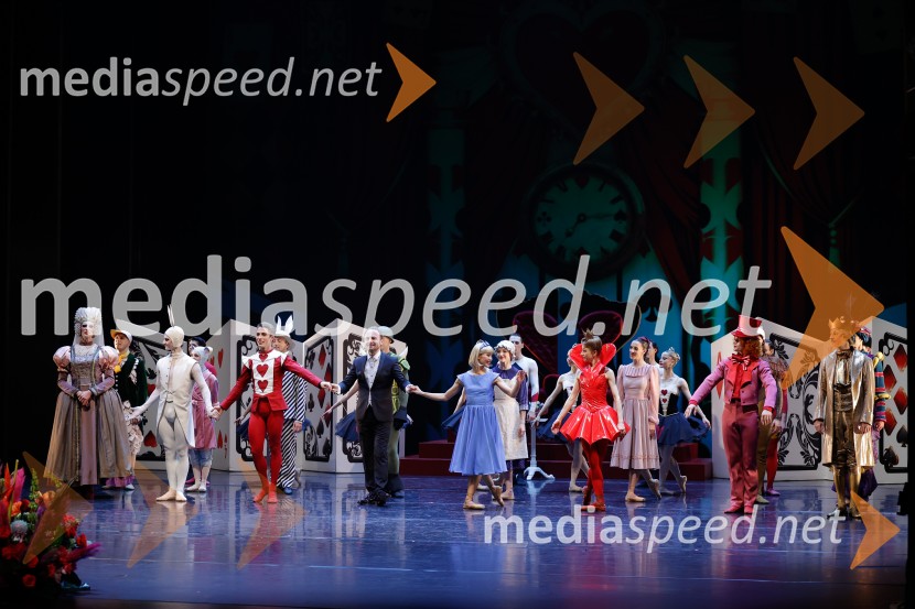 Alica v čudežni deželi, premiera