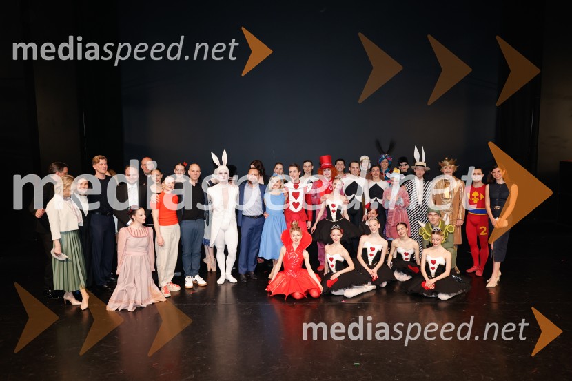 Alica v čudežni deželi, premiera