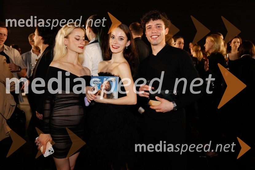 Alica v čudežni deželi, premiera