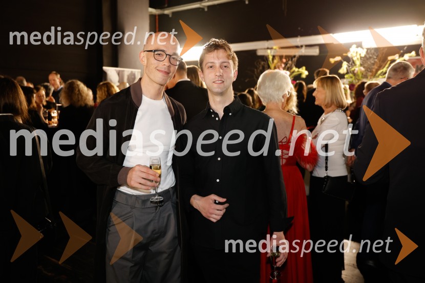 Alica v čudežni deželi, premiera