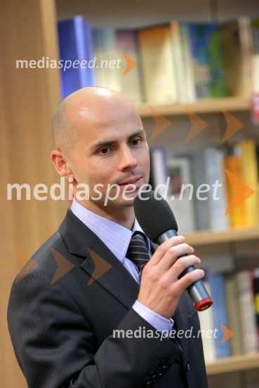 Andrej Bergant, predsednik uprave Mladinske knjige TrgovineMladinska knjiga, odprtje Mestne knjigarne Maribor