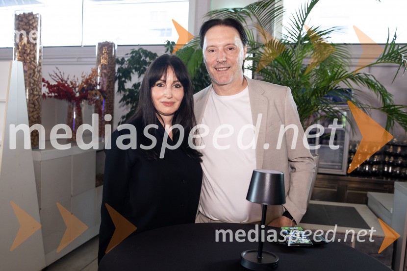 Predstavitev knjige Petra Čeferina Smeh na sodišču