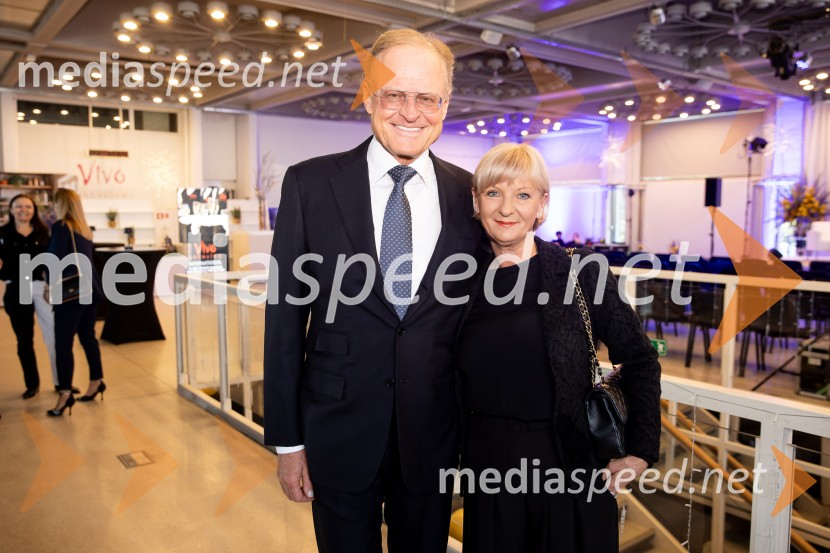 Predstavitev knjige Petra Čeferina Smeh na sodišču