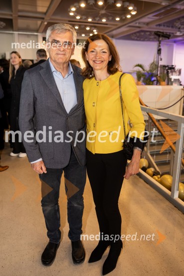 Predstavitev knjige Petra Čeferina Smeh na sodišču