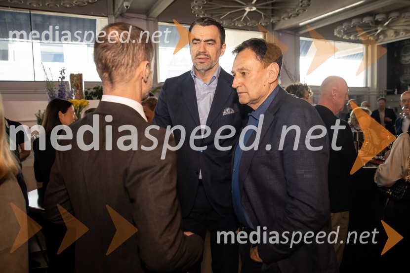 Predstavitev knjige Petra Čeferina Smeh na sodišču