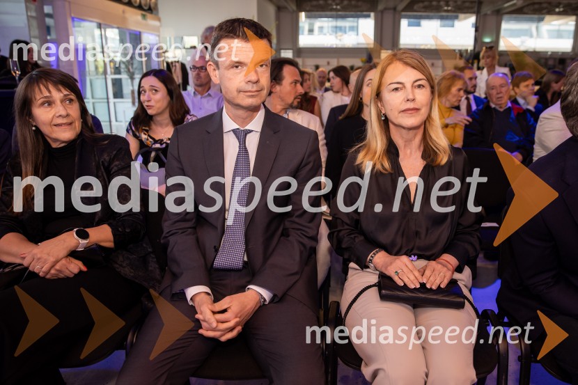 Predstavitev knjige Petra Čeferina Smeh na sodišču